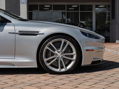 Used 2010 Aston Martin DBS Volante image 40