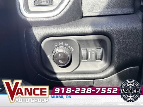 New 2026 RAM 1500 Big Horn AWD/4WD image 32