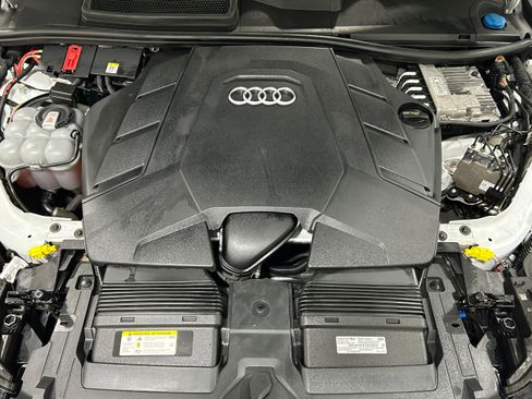 Used 2021 Audi Q7 image 18