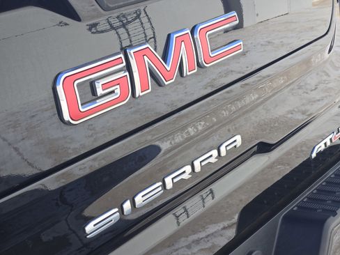 Used 2021 GMC Sierra 1500 AT4 image 12