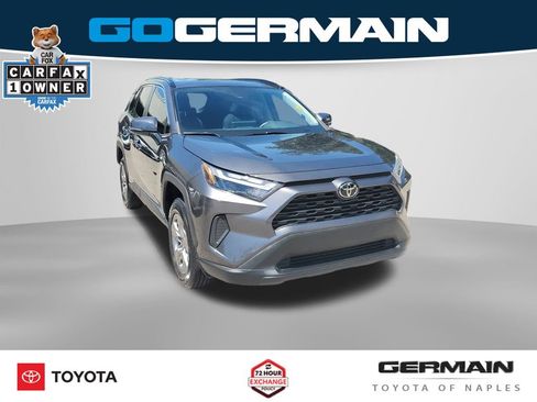 Used 2024 Toyota RAV4 XLE w/ Convenience Package FWD image 5