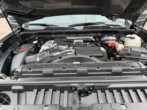 Used 2025 Chevrolet Silverado 2500 LTZ w/ LTZ Plus Package AWD/4WD image 24