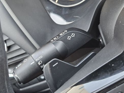 Used 2023 Nissan Rogue SV FWD image 26