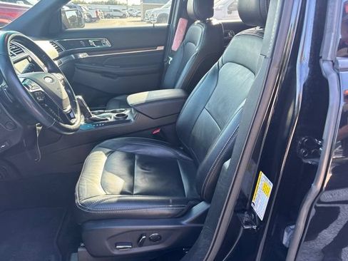 Used 2016 Ford Explorer Limited FWD image 9