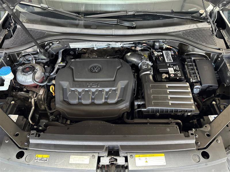 Used 2023 Volkswagen Tiguan SE R-Line FWD image 22