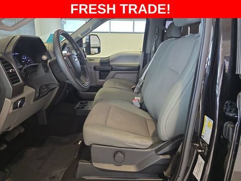 Used 2019 Ford F250 XL w/ STX Appearance Package AWD/4WD image 9