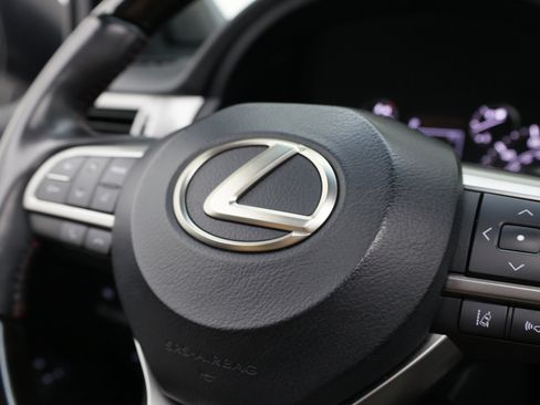 Used 2022 Lexus GX 460 Premium w/ Accessory Package AWD/4WD image 33