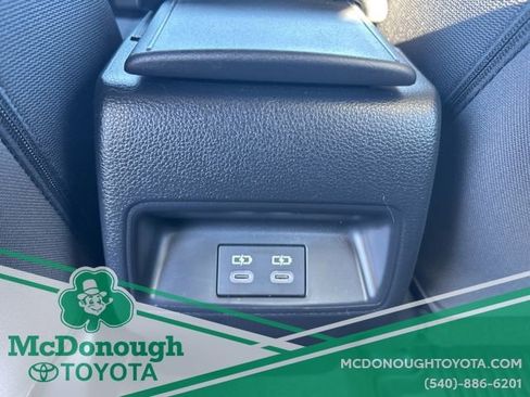 Certified 2024 Toyota Corolla SE image 8