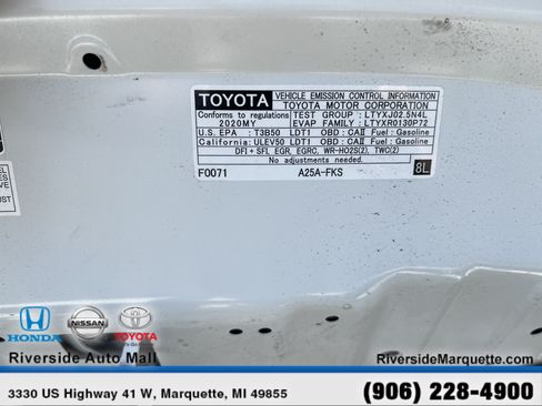 Used 2020 Toyota RAV4 Limited AWD/4WD image 14