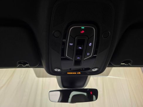 Certified 2025 Audi Q7 3.0T Premium w/ Convenience Package image 26