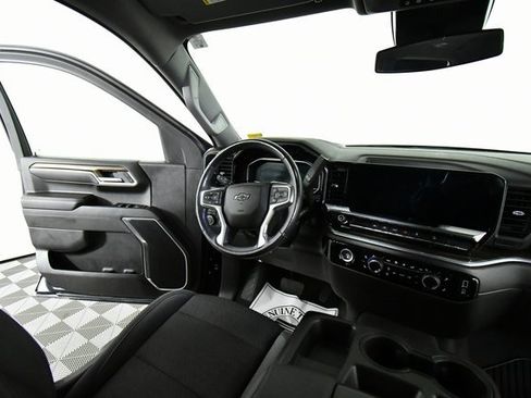 Used 2022 Chevrolet Silverado 1500 RST w/ Z71 Off-Road Package image 20