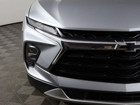Used 2024 Chevrolet Blazer LT w/ Convenience Package FWD image 12
