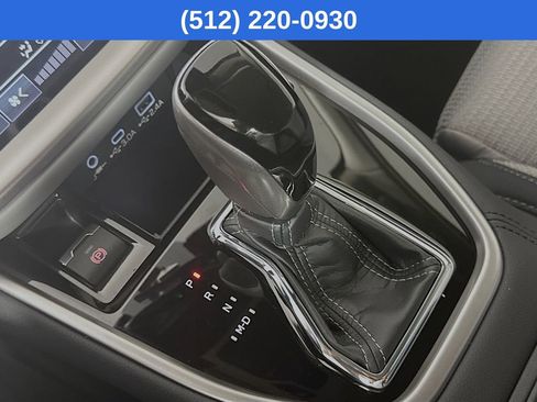 Used 2025 Subaru Outback Premium image 20