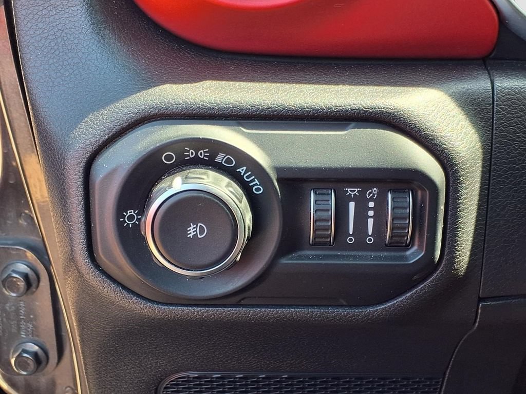 Used 2020 Jeep Wrangler Unlimited Rubicon AWD/4WD image 20