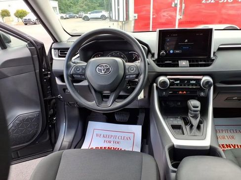 Used 2025 Toyota RAV4 LE FWD image 12