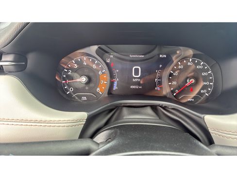 Used 2025 Jeep Compass Limited AWD/4WD image 37