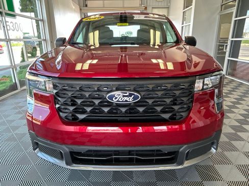 Used 2026 Ford Maverick XLT AWD/4WD image 2