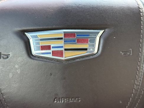 Used 2022 Cadillac Escalade ESV Premium Luxury Platinum w/ Heavy-Duty Trailer Package AWD/4WD image 5