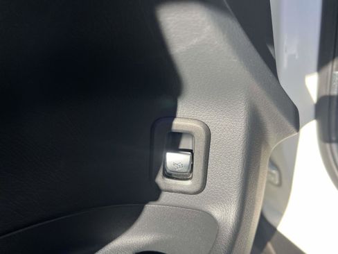 Used 2022 Mercedes-Benz GLC 43 AMG 4MATIC image 19