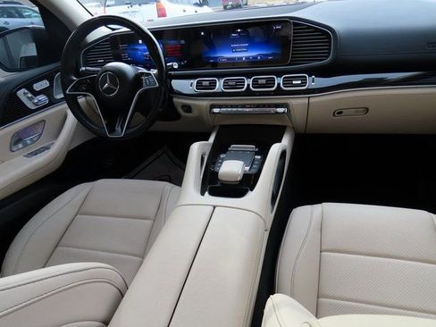 Used 2024 Mercedes-Benz GLE 450 4MATIC image 18