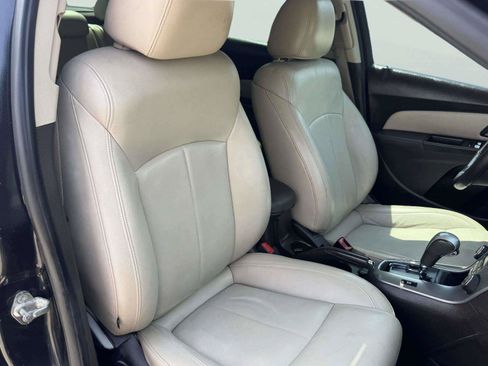 Used 2011 Chevrolet Cruze LTZ FWD image 54