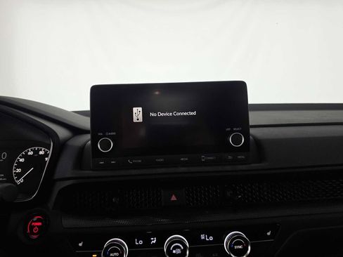 Used 2025 Honda CR-V Sport image 25