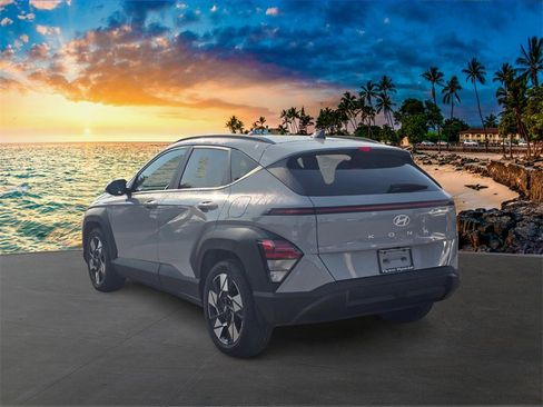 Used 2024 Hyundai Kona SEL w/ Convenience Package image 7