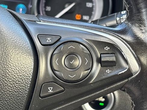 Used 2019 Buick Envision Essence image 20