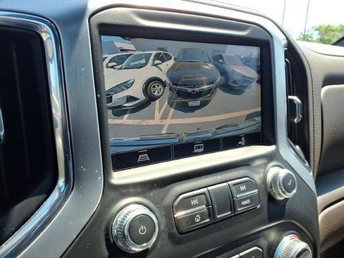 Used 2021 GMC Sierra 1500 SLT w/ SLT Premium Package AWD/4WD image 27