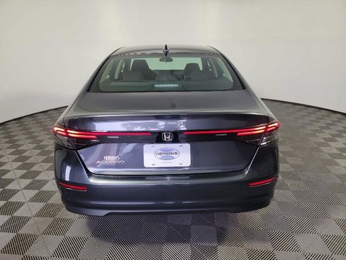 Certified 2025 Honda Accord LX image 5