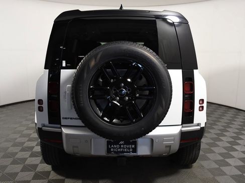 Used 2024 Land Rover Defender 110 S AWD/4WD image 5
