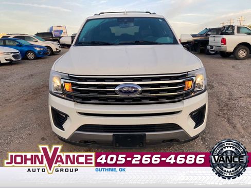 Used 2021 Ford Expedition Max XLT image 11