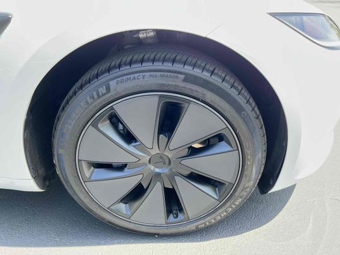 Used 2025 Tesla Model 3 Long Range image 88