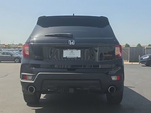 Certified 2025 Honda Passport TrailSport image 6