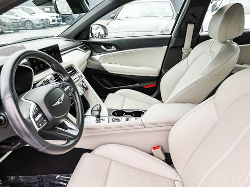 Used 2025 Genesis G70 2.5T AWD/4WD image 21