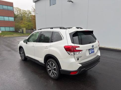 Used 2023 Subaru Forester Limited AWD/4WD image 10