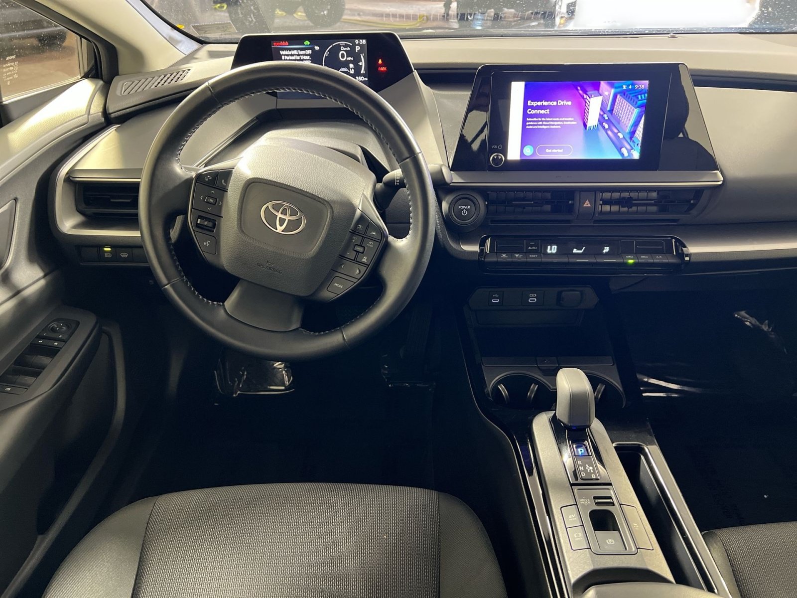 Used 2025 Toyota Prius LE FWD image 23