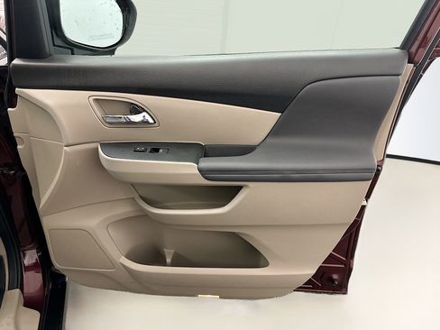 Used 2017 Honda Odyssey EX-L image 35