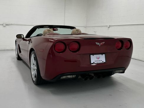 Used 2007 Chevrolet Corvette Convertible w/ Preferred Equipment Group image 7
