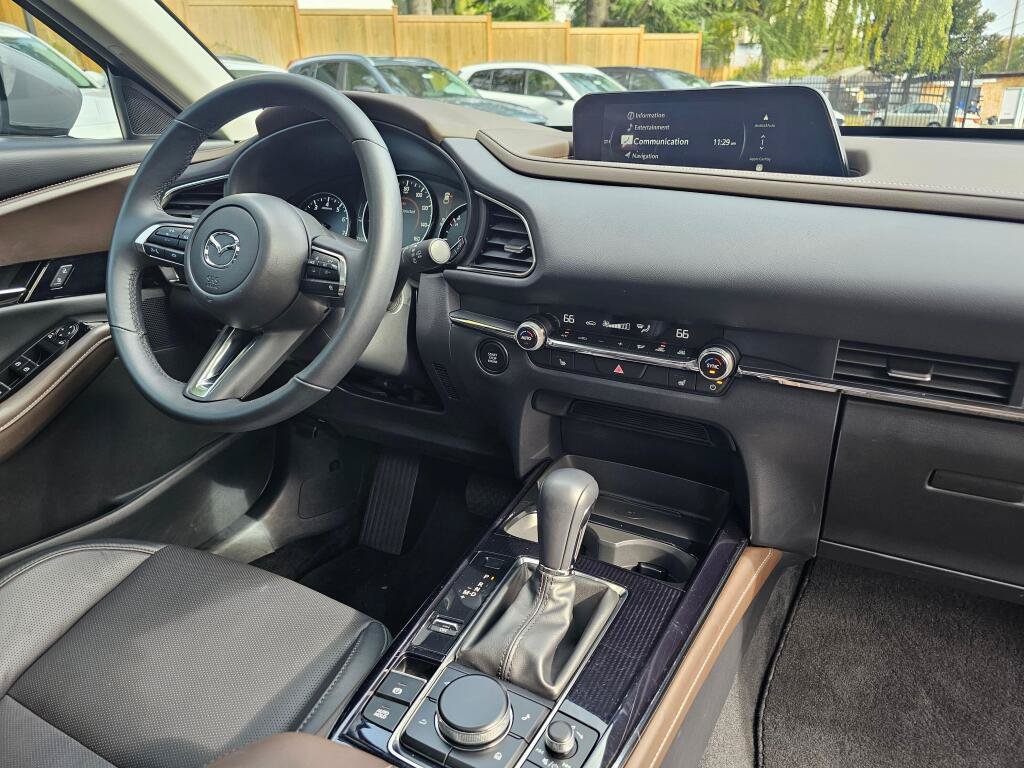 Certified 2025 MAZDA CX-30 AWD 2.5 S w/ Premium Package image 12