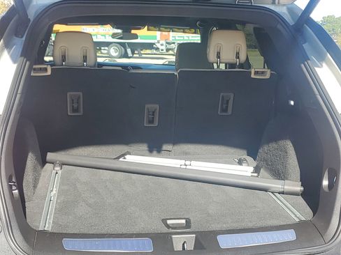 Used 2017 Cadillac XT5 Luxury image 24