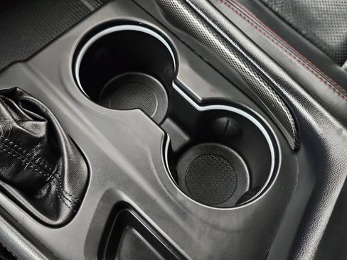 Used 2024 Dodge Durango GT image 34