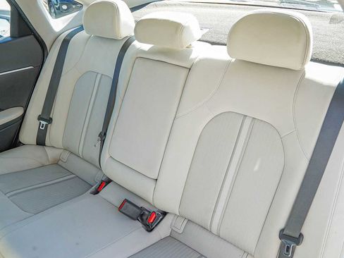Used 2022 Hyundai Sonata SEL image 31