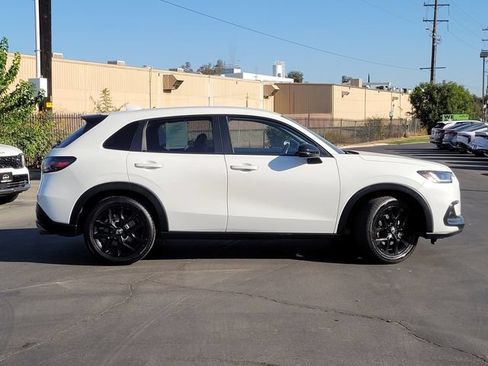 Used 2024 Honda HR-V Sport image 4