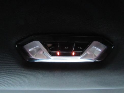 Used 2022 BMW 430i Coupe w/ M Sport Package image 29