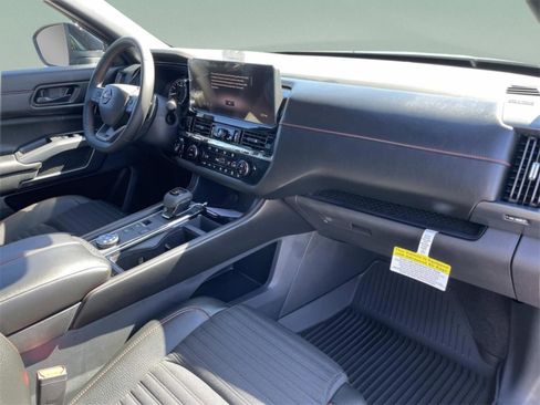 New 2026 Nissan Pathfinder Rock Creek AWD/4WD image 21