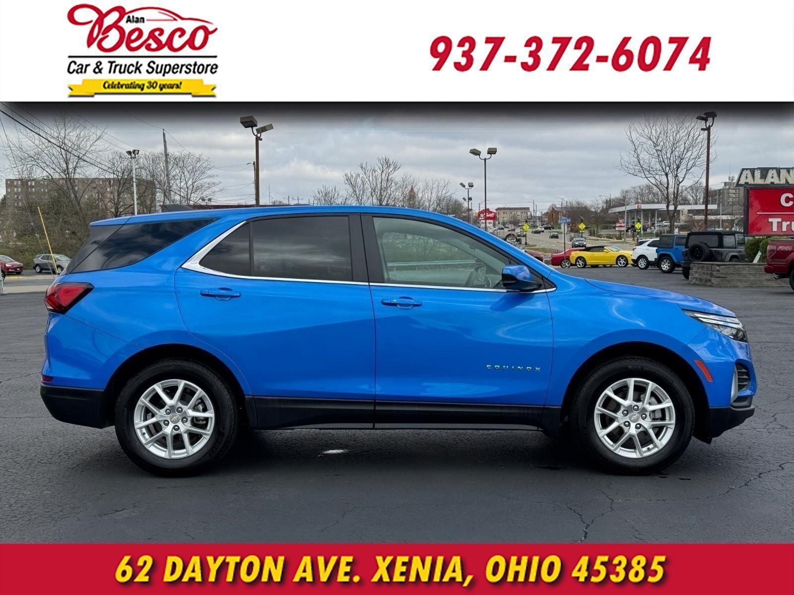 Used 2024 Chevrolet Equinox LT w/ LPO, Floor Liner Package FWD image 3