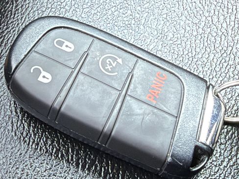 Used 2025 Subaru Ascent Premium AWD/4WD image 21