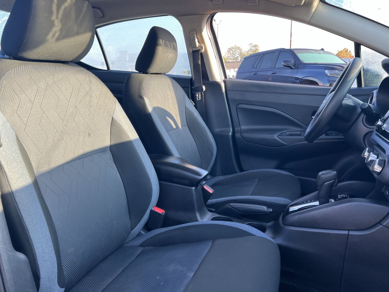 Used 2024 Nissan Versa SV FWD image 25
