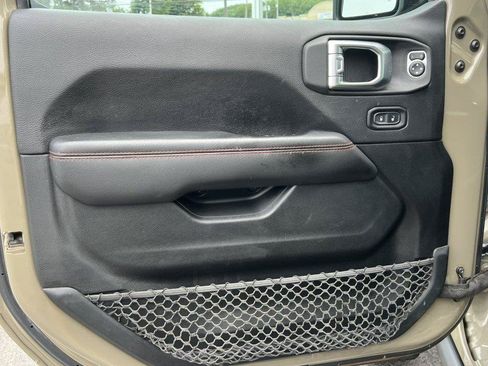 Used 2020 Jeep Gladiator Rubicon AWD/4WD image 15